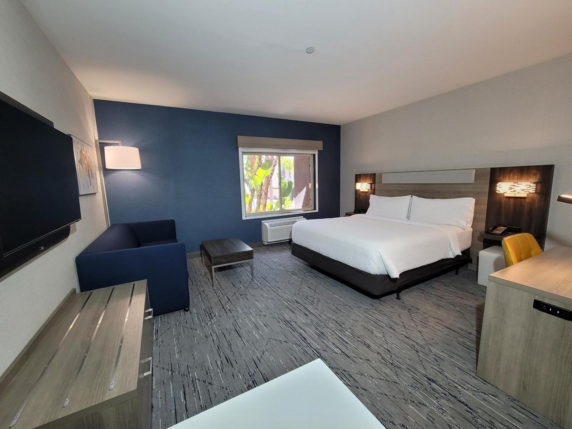 Holiday Inn Express San Diego South - Chula Vista By Ihg Exteriör bild