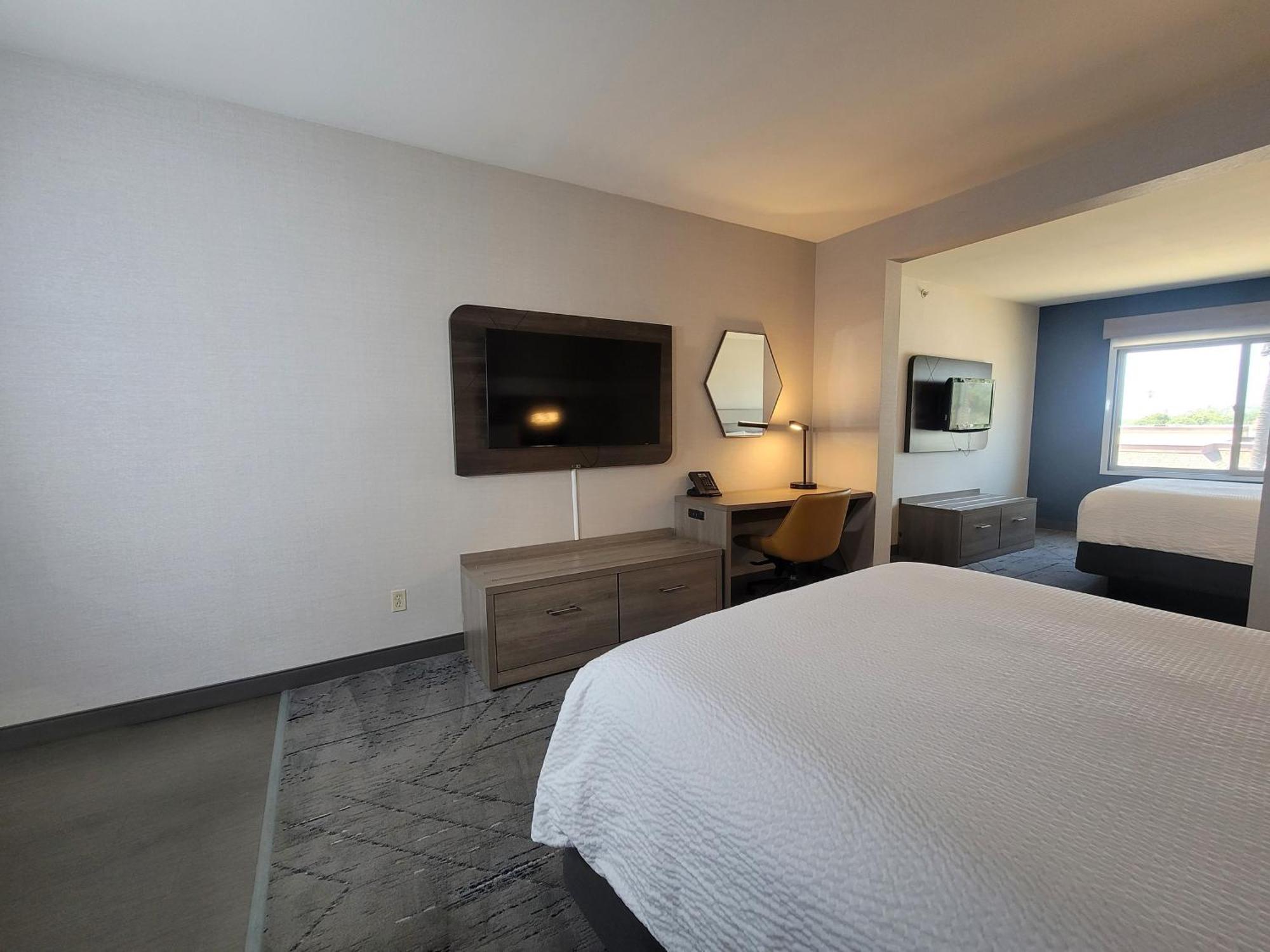 Holiday Inn Express San Diego South - Chula Vista By Ihg Exteriör bild