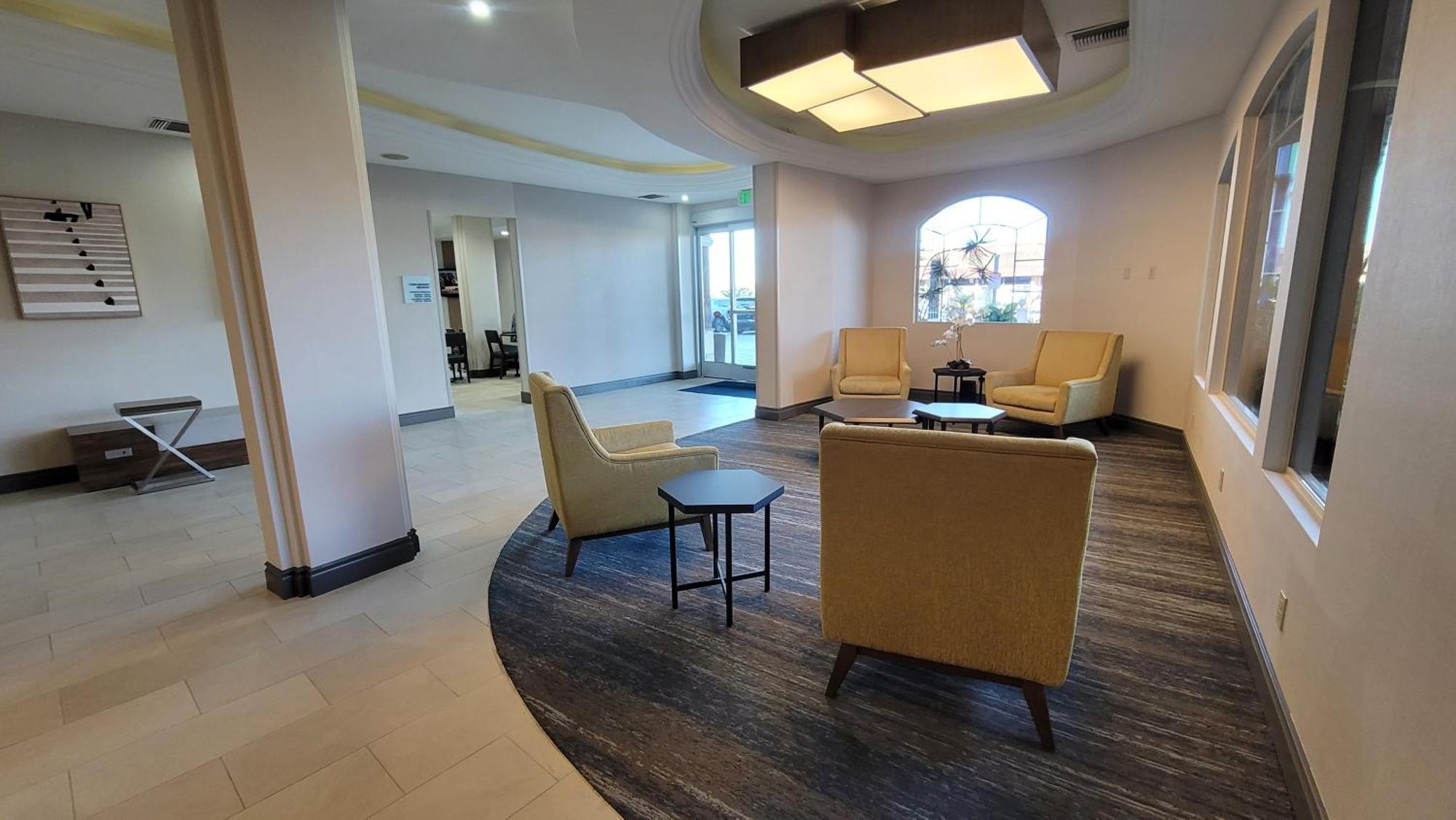 Holiday Inn Express San Diego South - Chula Vista By Ihg Exteriör bild